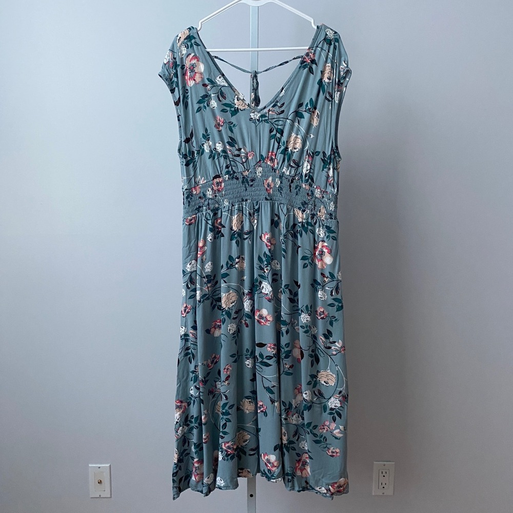 Maurices Boho Beachy Smocked Floral V-Neck Midi Dress XL Blue
